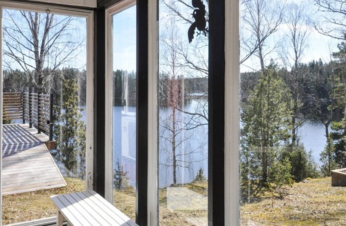 Arjang House | Beautiful home in årjäng with lake view