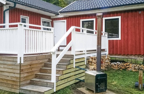 Annerstad House | Beautiful home in Annerstad with sauna