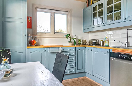 Arendal House | Beautiful home in Arendal with WiFi