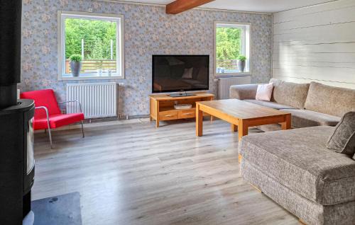 Asarum House | Beautiful Home In Asarum