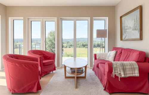 Eksharad House | Beautiful Home In Ekshärad With Lake View