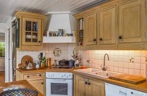 Eskilstuna House | Beautiful home in Eskilstuna with sauna