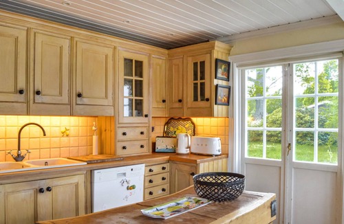 Eskilstuna House | Beautiful home in Eskilstuna with sauna