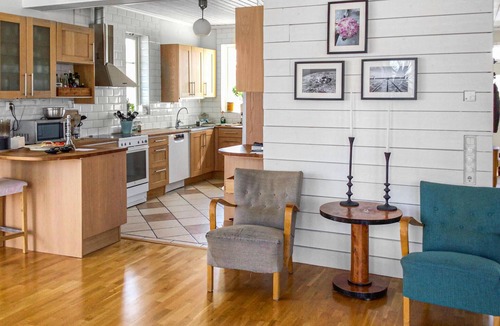 Gavle O House | Beautiful home in Gävle with sauna