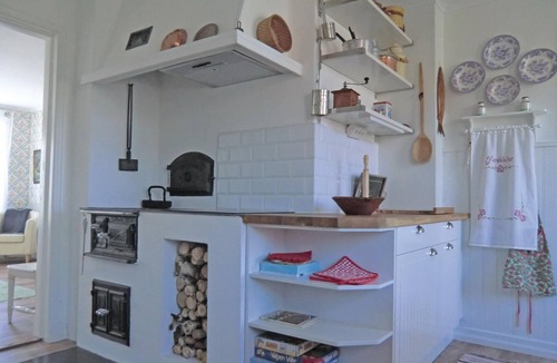 Hogsby House | Beautiful home in Högsby with kitchen