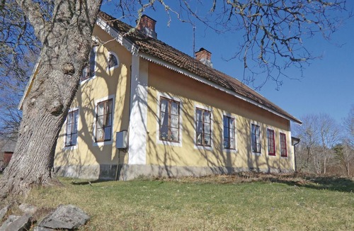 Hogsby House | Beautiful home in Högsby with kitchen