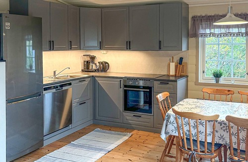 Brekke House | Beautiful home in Lavik with WiFi