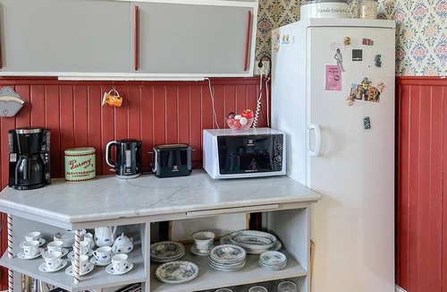 Lindesberg House | Beautiful home in Lindesberg with sauna
