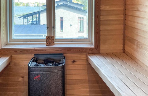 Lindesberg House | Beautiful home in Lindesberg with sauna