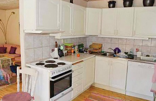 Laggarsvik House | Beautiful home in Ljusterö with kitchen