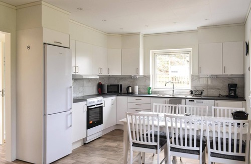 Hultsfred Municipality House | Beautiful home in Målilla with kitchen