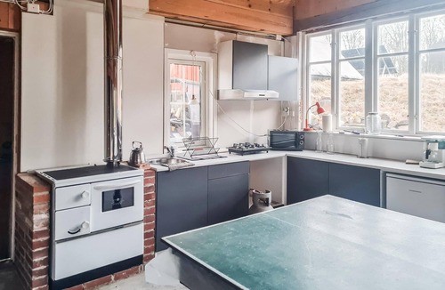 Markaryd House | Beautiful home in Markaryd with sauna