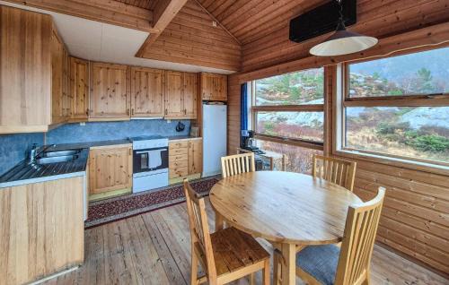 Masfjorden House | Beautiful Home In Masfjordnes With Sauna