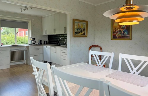 Munkfors House | Beautiful home in Munkfors with WiFi