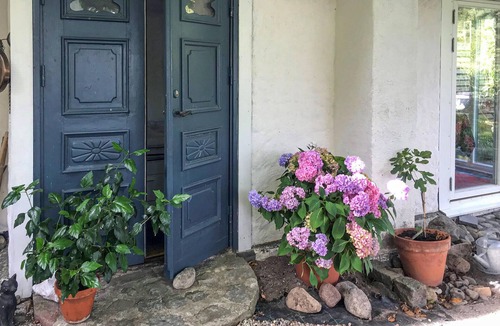 Nybrostrand House | Beautiful home in Nybrostrand with WiFi
