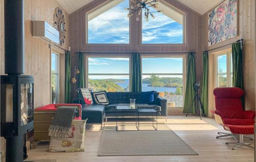 Risor House | Beautiful Home In Risør With Kitchen