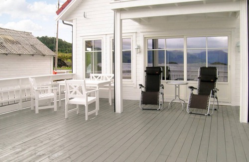 Sande House | Beautiful home in Sandshamn with WiFi