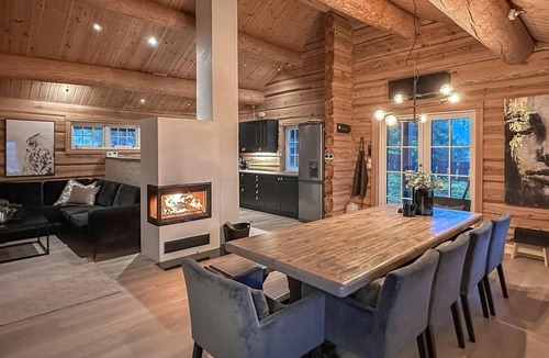 Lillehammer House | Beautiful home in Sjusjøen with sauna