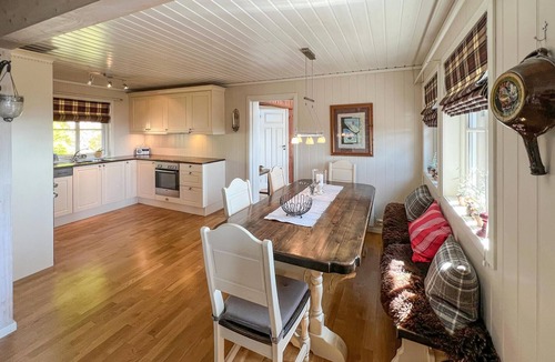 Ringsaker House | Beautiful home in Sjusjøen with sauna