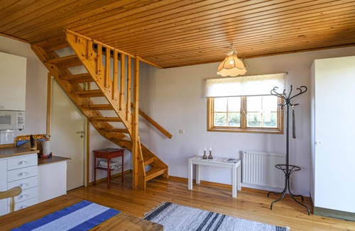 Nar House | Beautiful home in Stånga with kitchen