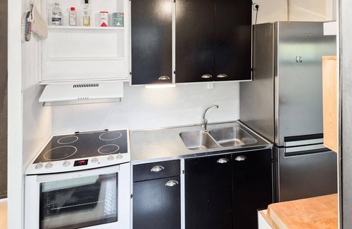 Stravalla House | Beautiful home in Stråvalla with WiFi