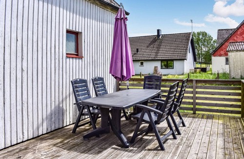 Bollerup House | Beautiful home in Tomelila with kitchen
