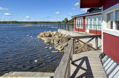 Vallvik House | Beautiful home in Vallvik with sauna
