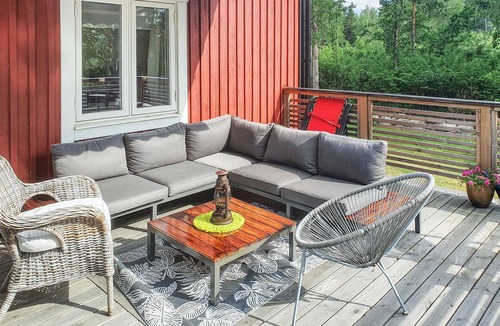 Vimmerby Municipality House | Beautiful home in Vimmerby with kitchen