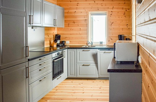Vradal House | Beautiful home in Vrådal with sauna