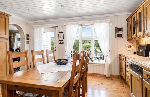 Skjoldastraumen House | Beautiful home in Skjoldastraumen with WiFi