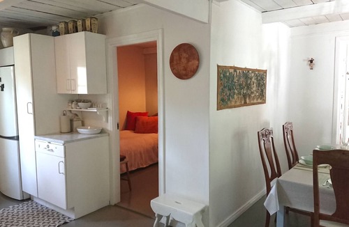 Vretstorp House | BEAUTIFUL HOUSE, PURE NATURE, MEADOWS, LAKES, FOREST + CULTURE - CLOSE TO TOWN.