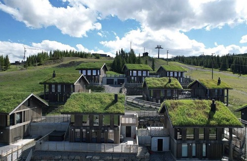 Hafjell Cottage | Beautiful Ski-in/Ski-out Cabin at the top of the mountain in Hafjell