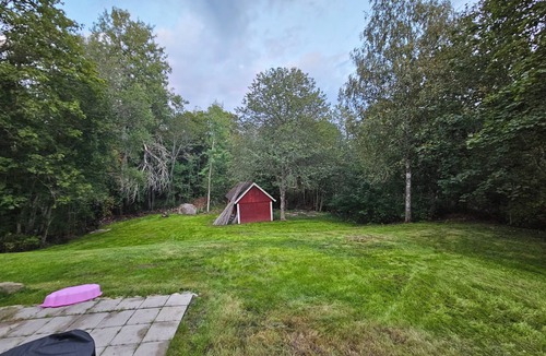 Boda Glasbruk Villa | Beautiful Småland villa in a small village by a lake in southern Sweden