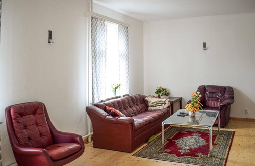 Nybro Apartment | Beautiful vacation apartment with cozy furnishings near the lake.