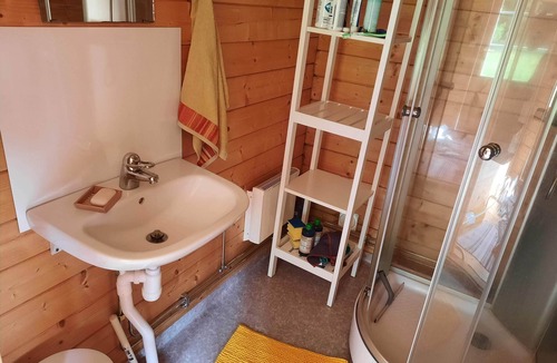 Nora Municipality Cabin | Beautiful vacation property with secluded location in the forest