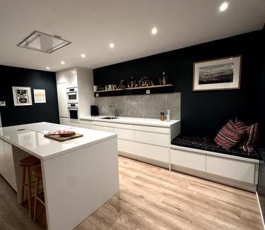 Storfjord Apartment | Beautiful Villa with sea view, between Lyngen and Tamok