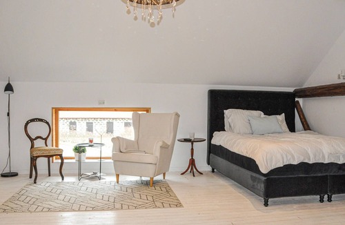 Svarta Apartment | Beautiful wooden house located on a large plot and close to some activity opportunities.