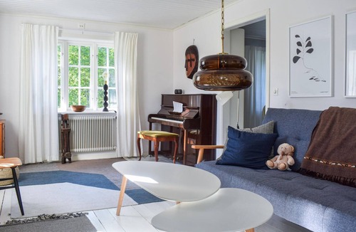 Holmsjo House | Beautifully located house with large porch on the back.