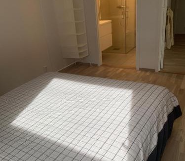 Moss House | Bedroom&ensuite