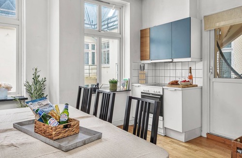 Bergen City Centre Apartment | Bergen's Spacious 150sqm Haven: The Ultimate Cozy Retreat
