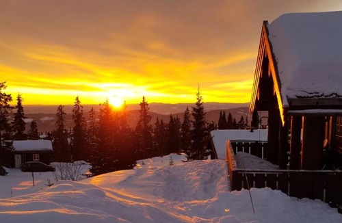 Ringsaker House | Berghstua - Natrudstilen på Sjusjøen