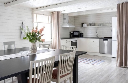 Vasterljung Hotel | Bergs Gård & Hållsvikens Gård
