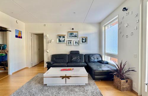 Gamle Oslo Apartment | Best location 3 bedrooms Modern apartment sauna, balcony, elevator, and easy access to city center