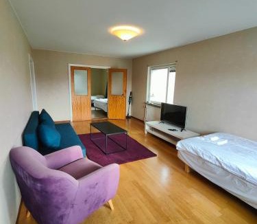 Katrineholm Apartment | Big 3 bedroom apartment with 4 beds