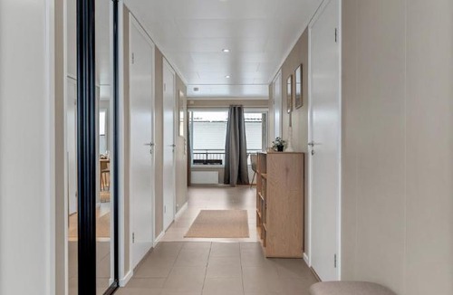 Tromsdalen Apartment | Björk Tromsø - Modern 3-bedroom, with private balcony