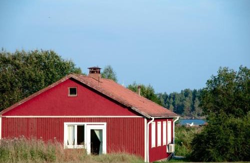 Blankaholm House | Blankaholm 1 nära marinan