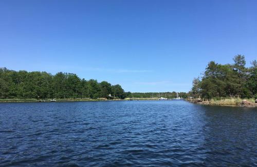 Blankaholm House | Blankaholm 1 nära marinan