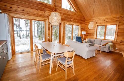 Jamtland County House | Blockhaus am See - Komfort umgeben von Natur!
