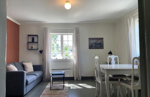 Stavern Apartment | Blokkhus historisk overnatting i Stavern