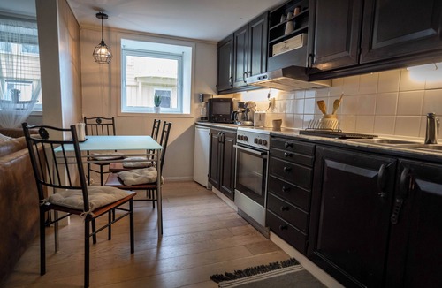 Stavanger Apartment | BnB Apartment 1 Nice & Cozy"central 2 Rooms by Berti